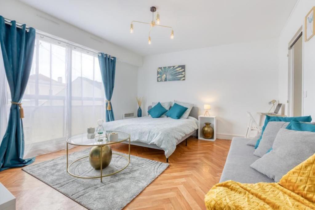 Spa, Centre De Sannois, Parking Prive Apartment Sannois
